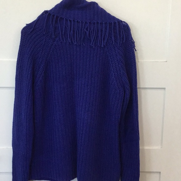 Chicos fringed cowl neck sweater. - Picture 3 of 3